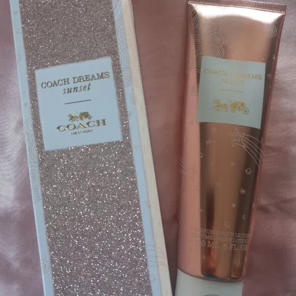 Coach Dreams Sunset Lotion - Picture 2 of 2